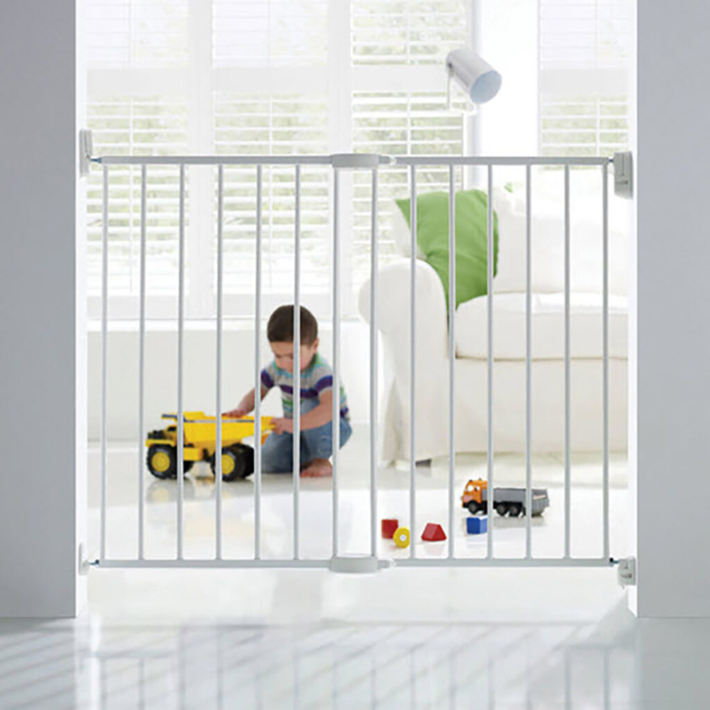 Munchkin Easy Close Extending Gate