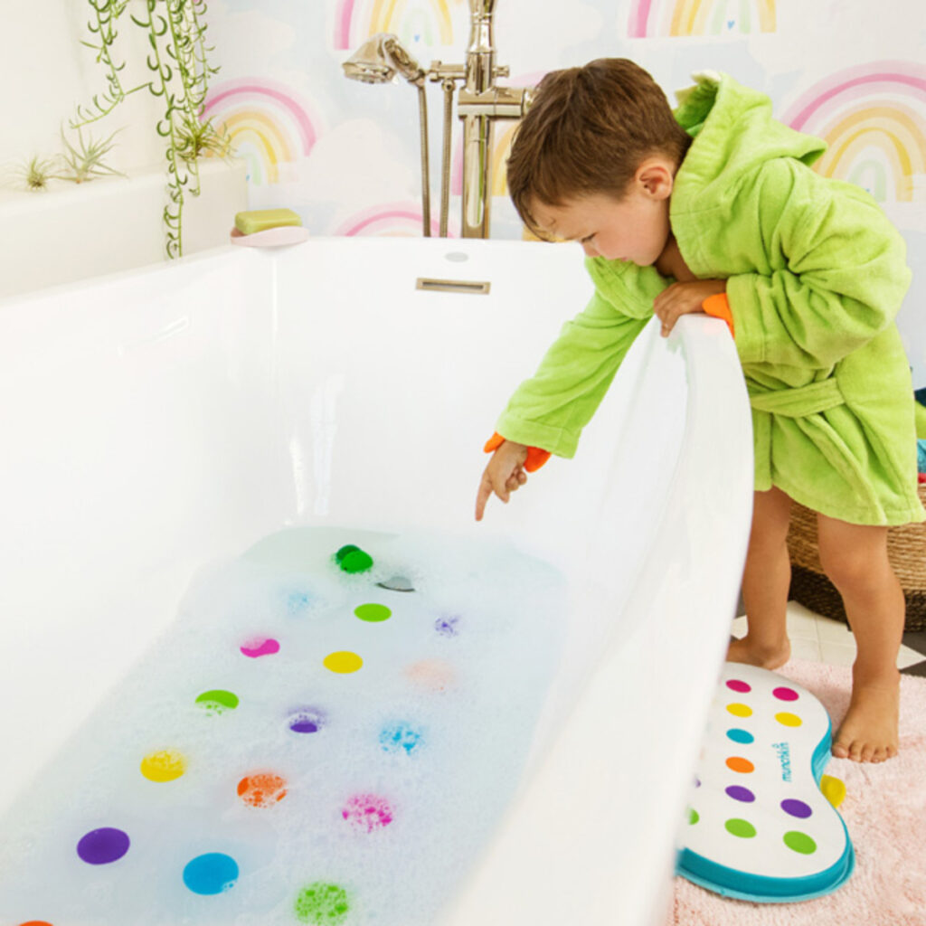 Munchkin Dots Bath Mat