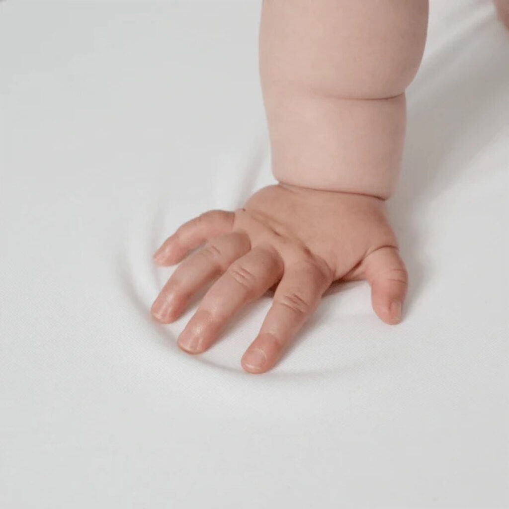 Shnuggle Air Cot Waterproof Sheet