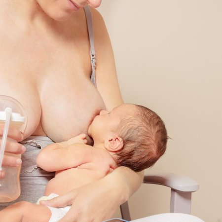 Breast Pump Buying Guide - The Benefits of Pumping_ - Emotional Wellbeing (1)